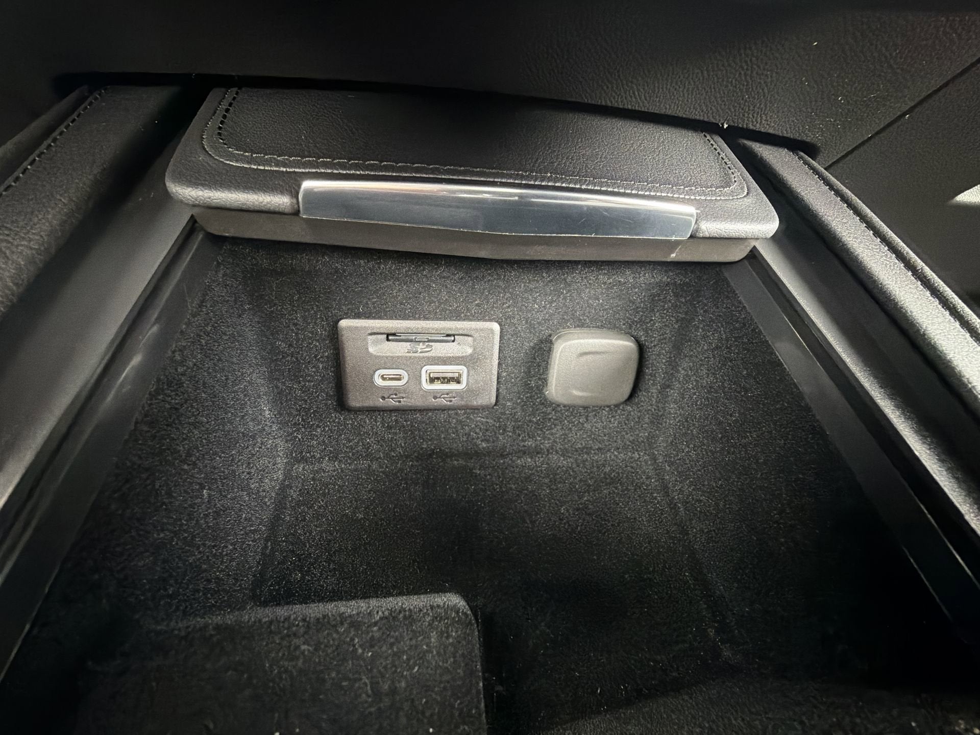 2020 Cadillac XT4 AWD Premium Luxury