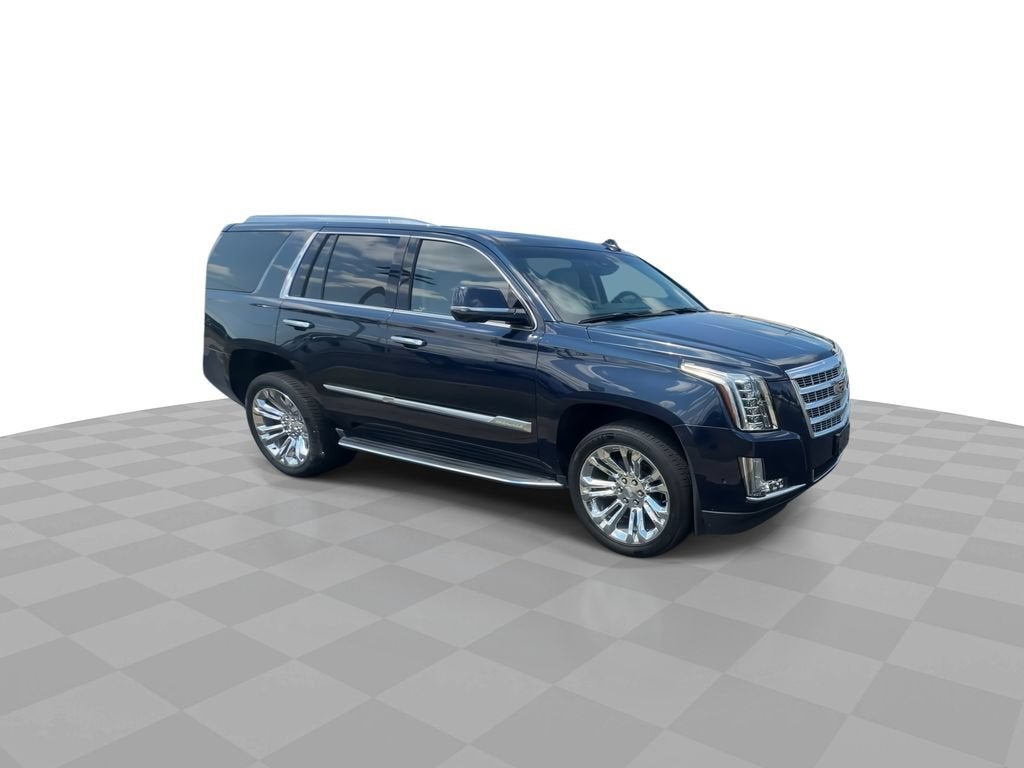 2018 Cadillac Escalade Luxury