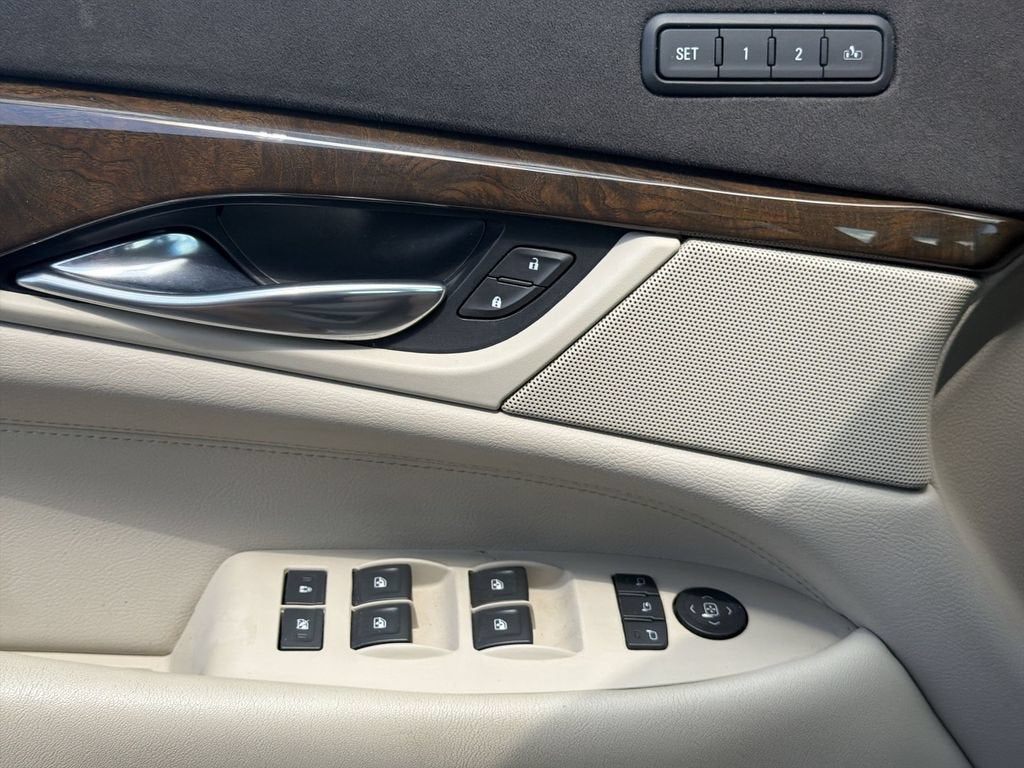 2018 Cadillac Escalade Luxury