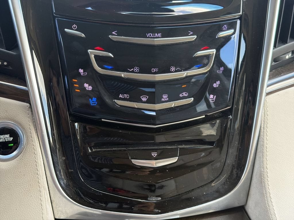 2018 Cadillac Escalade Luxury
