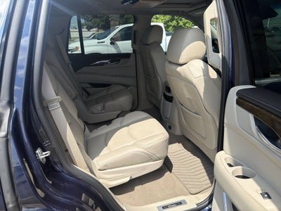 2018 Cadillac Escalade Luxury