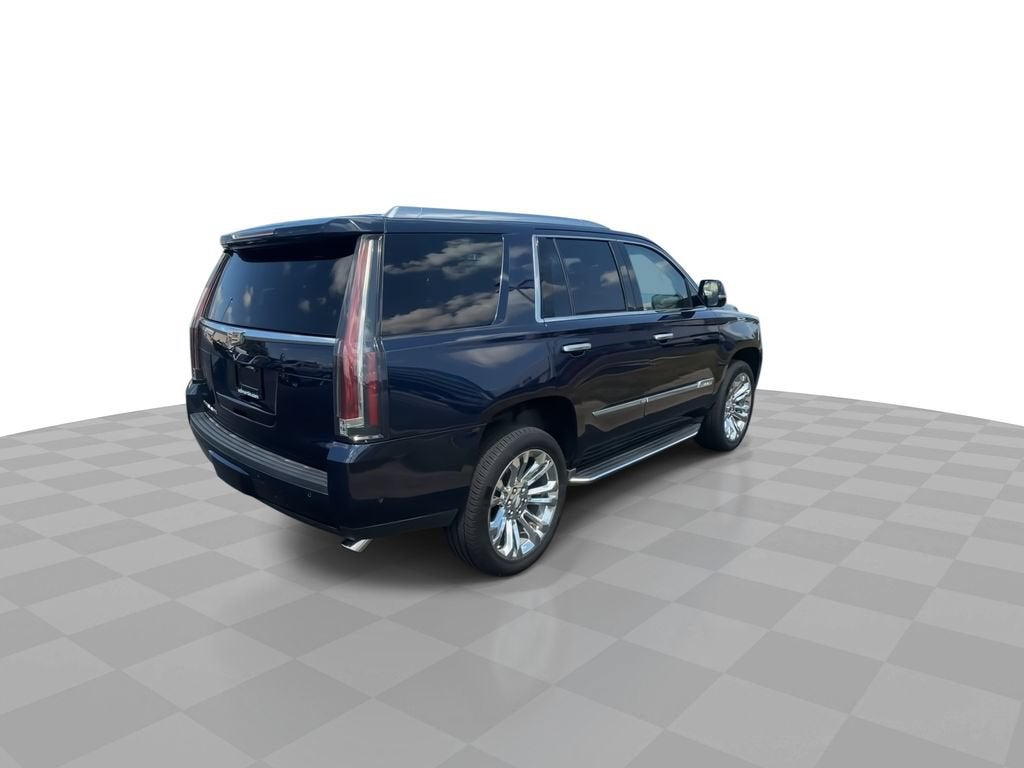 2018 Cadillac Escalade Luxury