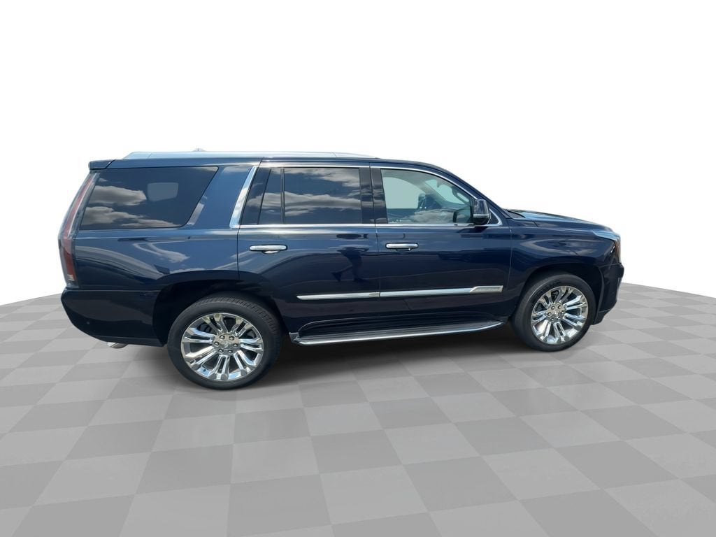 2018 Cadillac Escalade Luxury