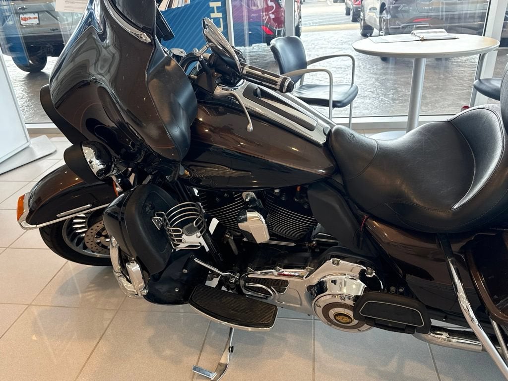 2013 Harley-Davidson Electra Glide Ultra Limited Base