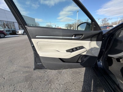 2020 Nissan Altima 2.5 SV