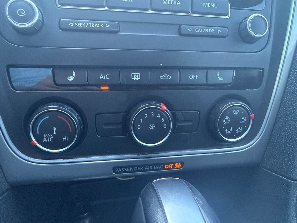 2014 Volkswagen Passat S