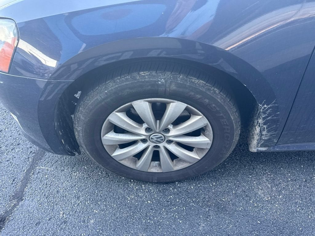 2014 Volkswagen Passat S