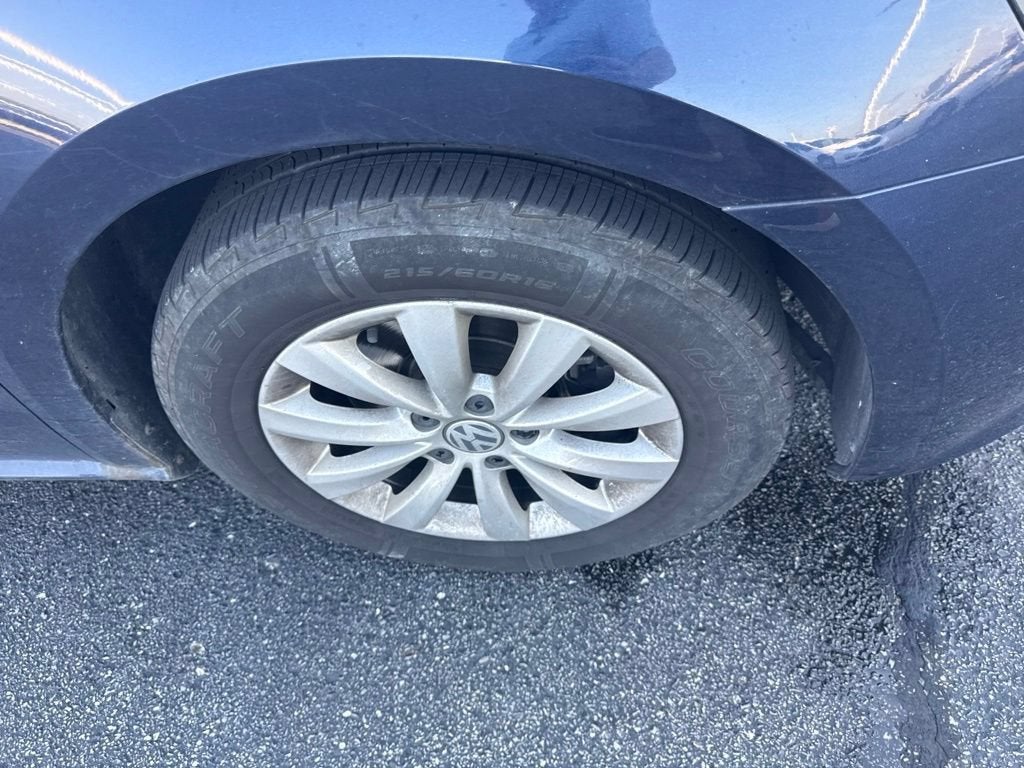 2014 Volkswagen Passat S