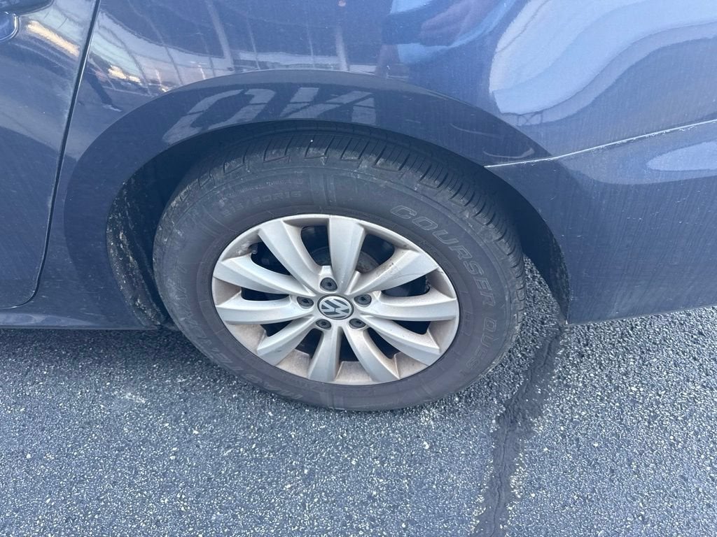 2014 Volkswagen Passat S