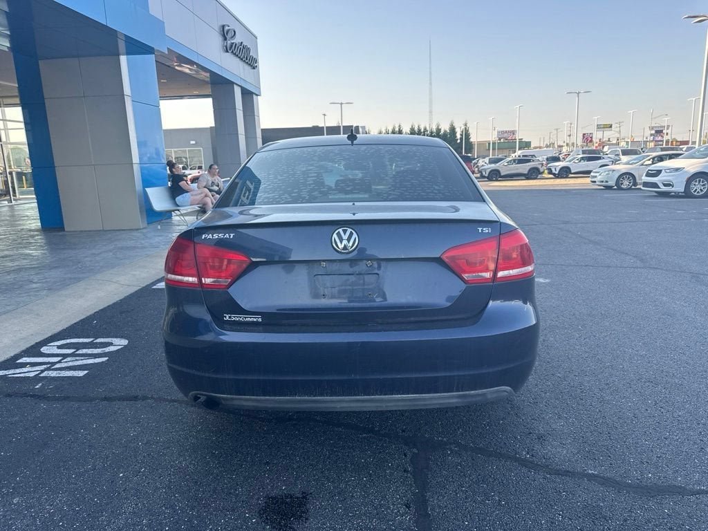 2014 Volkswagen Passat S