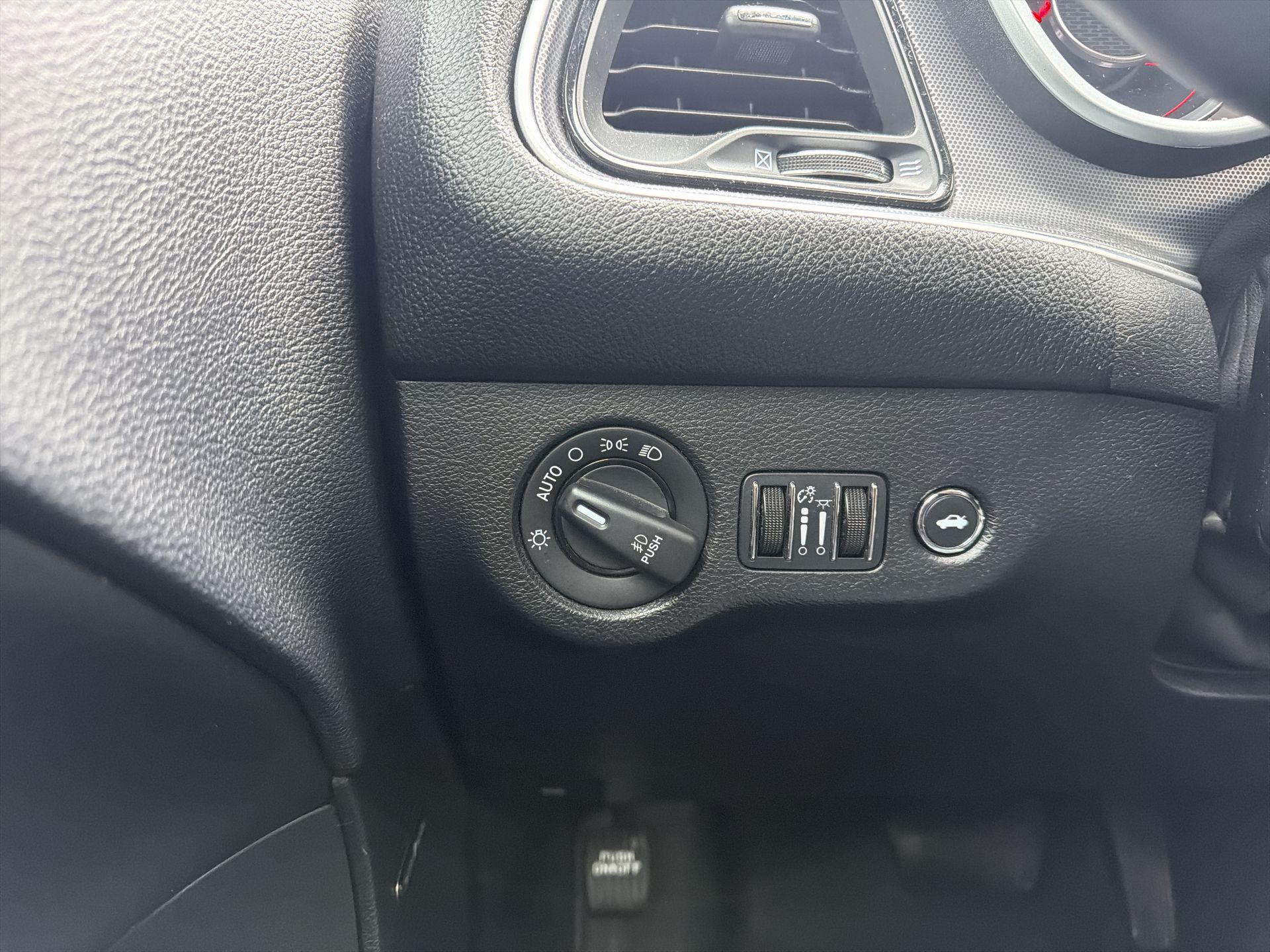 2015 Dodge Challenger R/T Plus