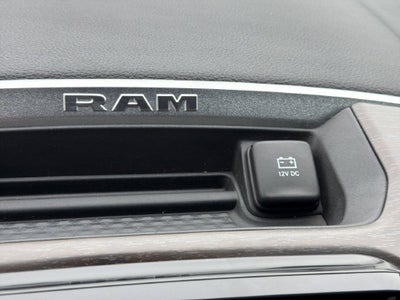2022 RAM 2500 Laramie Crew Cab 4x4 6'4" Box
