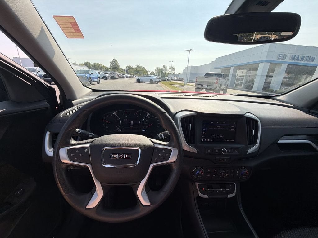 2023 GMC Terrain SLE