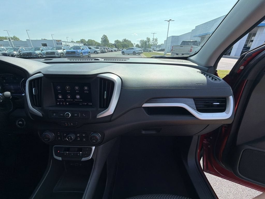 2023 GMC Terrain SLE