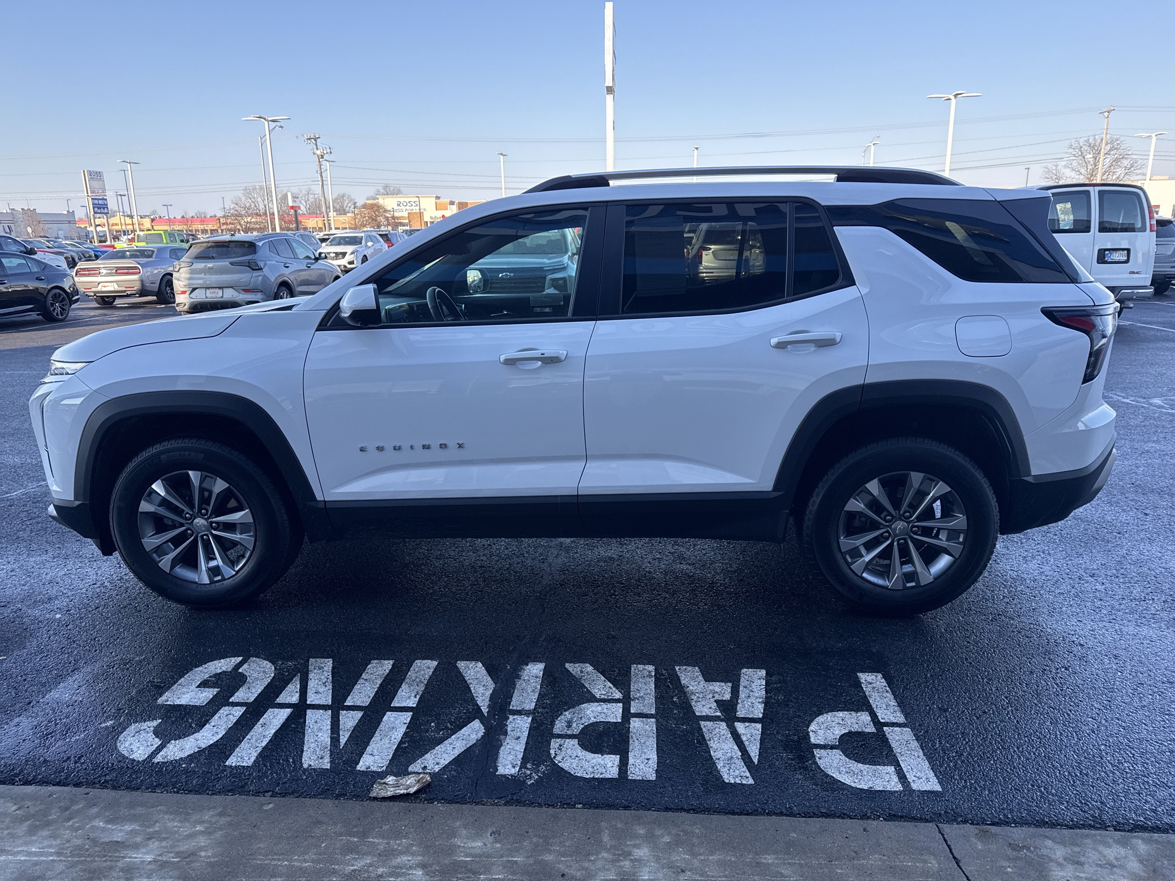 2025 Chevrolet Equinox LT