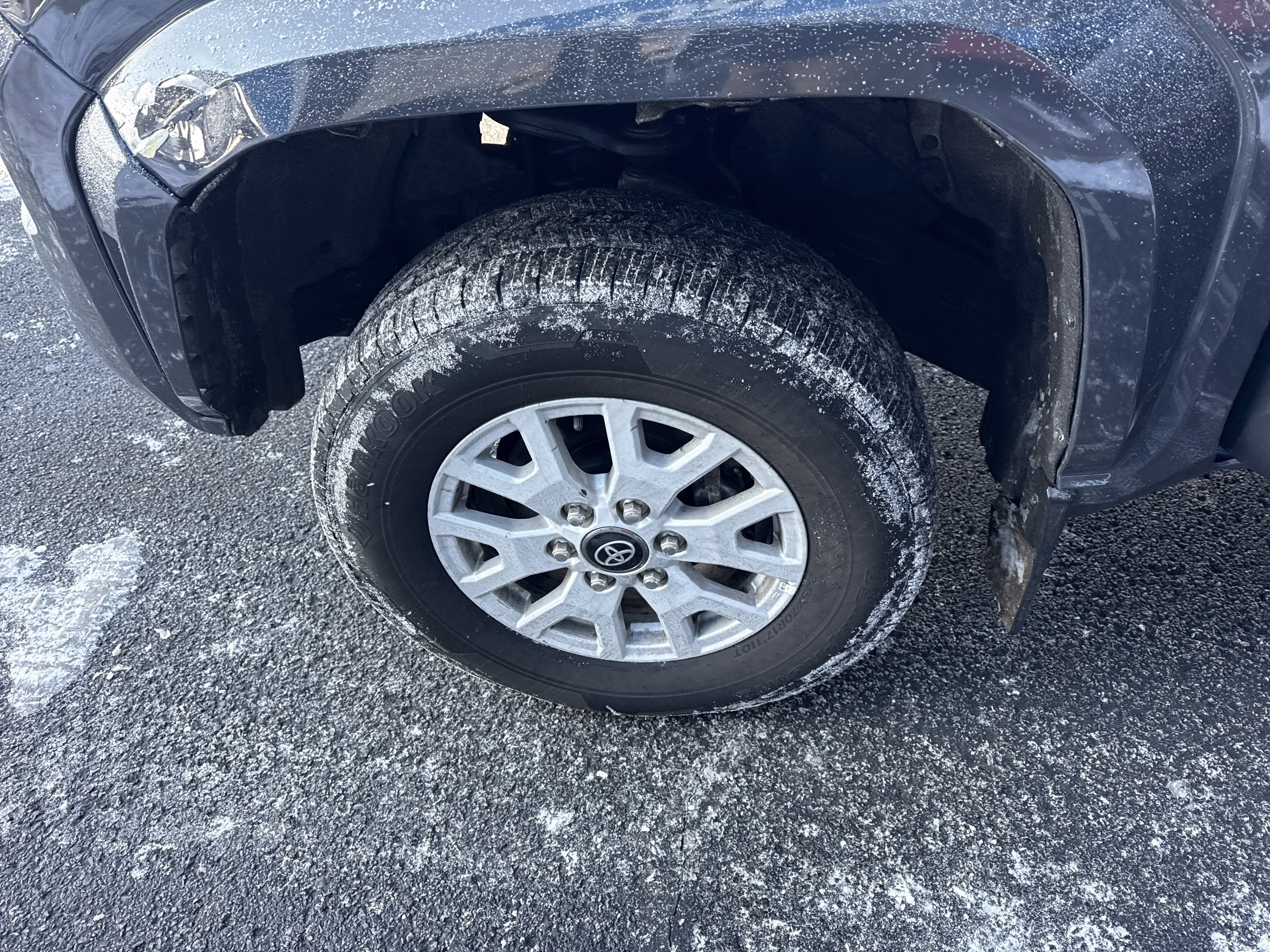 2024 Toyota Tacoma 4WD SR