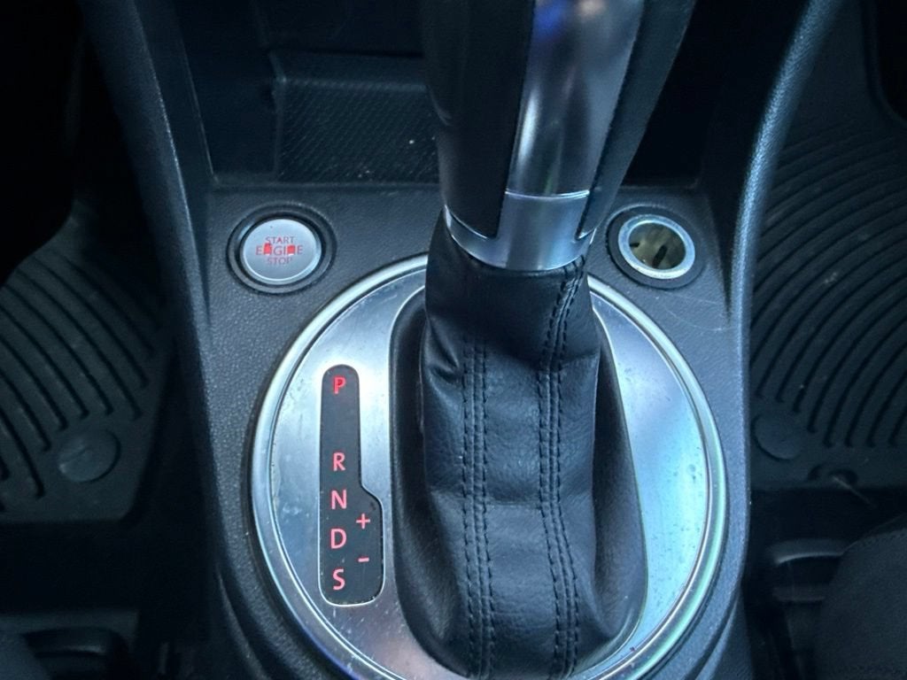 2012 Volkswagen Beetle 2.0T Turbo