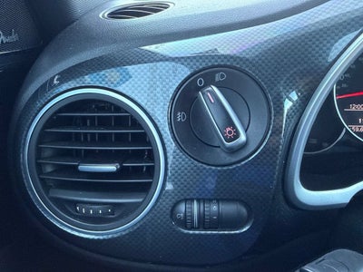 2012 Volkswagen Beetle 2.0T Turbo