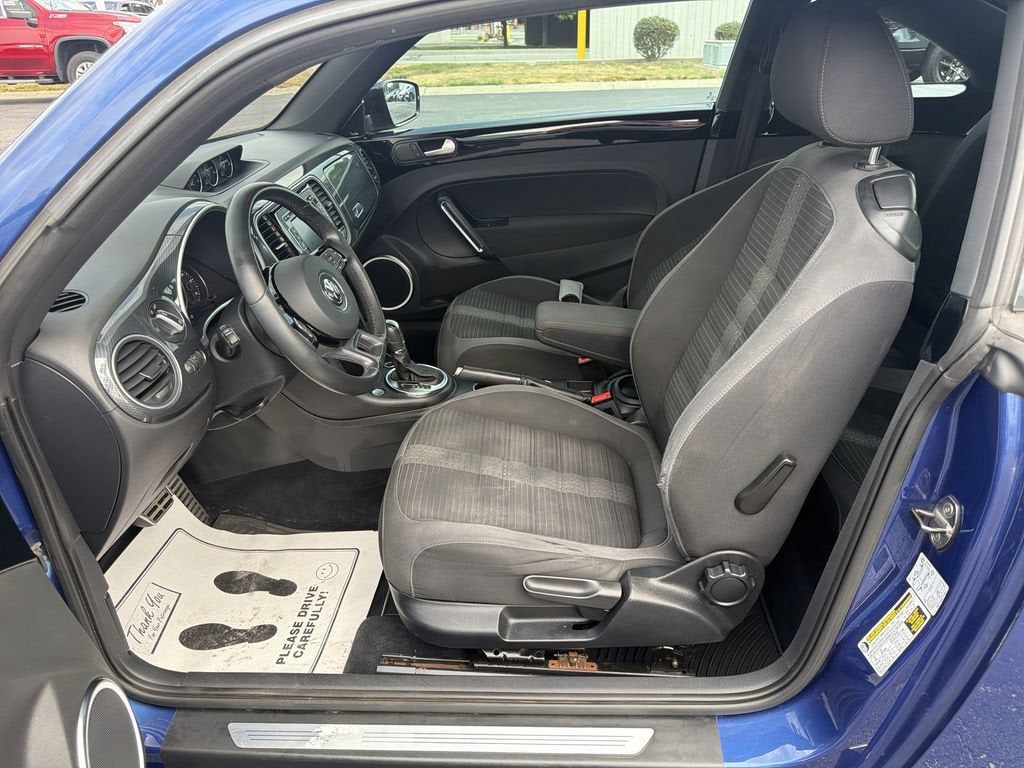 2012 Volkswagen Beetle 2.0T Turbo
