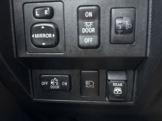 2020 Toyota Tundra 4WD SR5