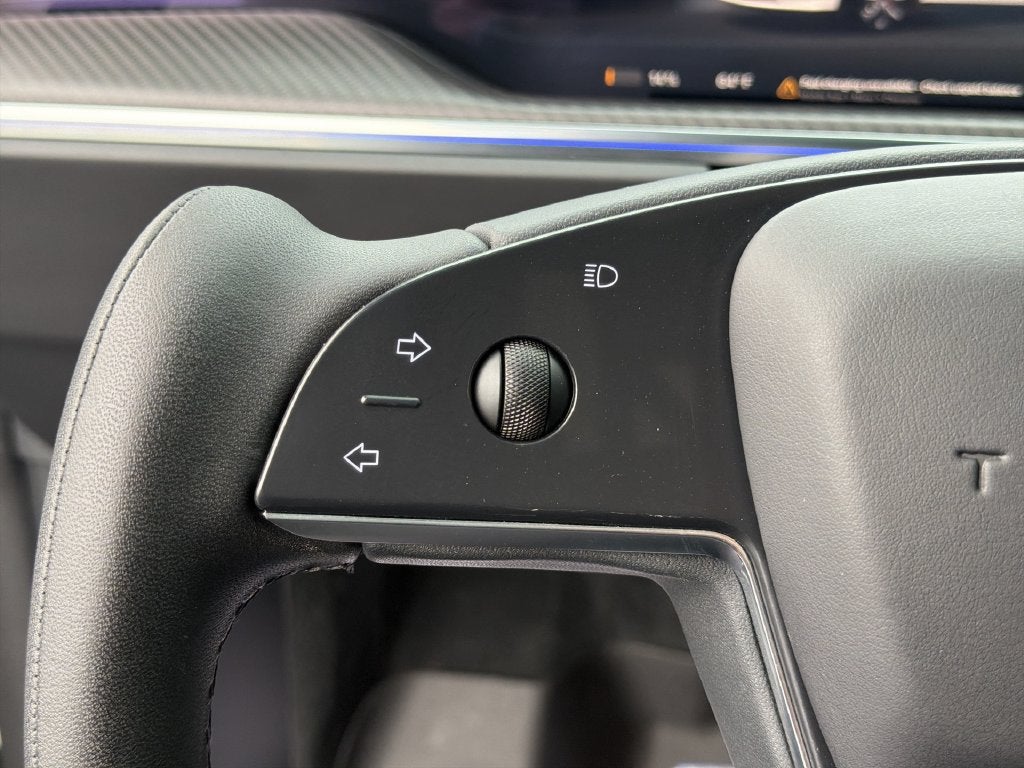 2026 Tesla Model X Plaid