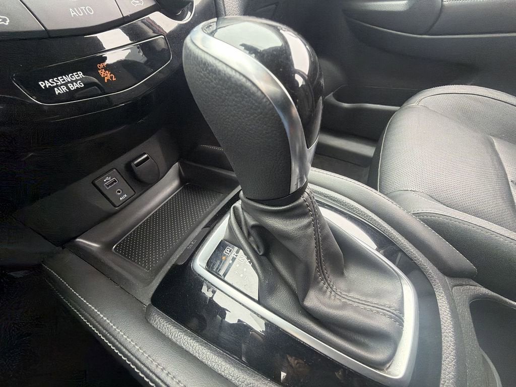 2017 Nissan Rogue SL