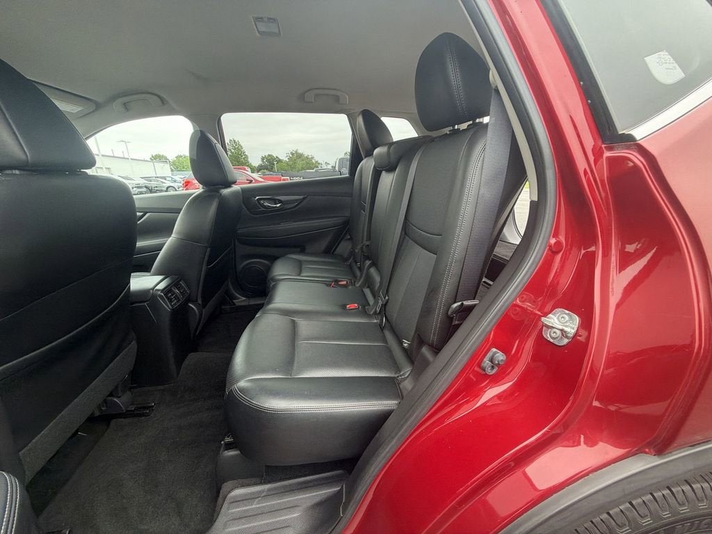 2017 Nissan Rogue SL