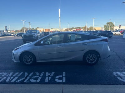 2021 Toyota Prius LE