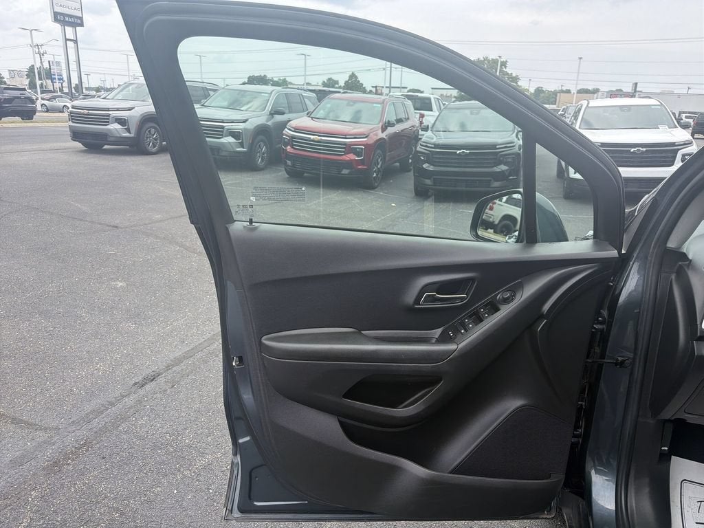 2022 Chevrolet Trax LT