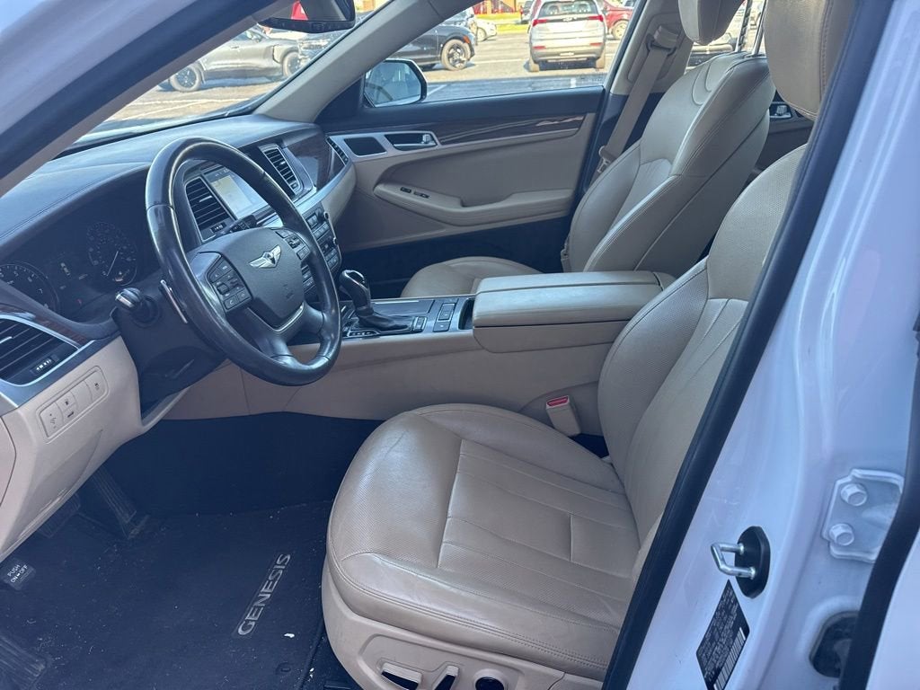 2016 Hyundai Genesis 3.8