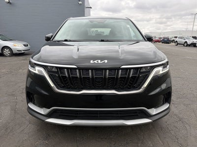 2023 Kia Carnival LX