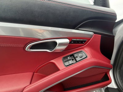 2025 Porsche 718 Boxster GTS 4.0