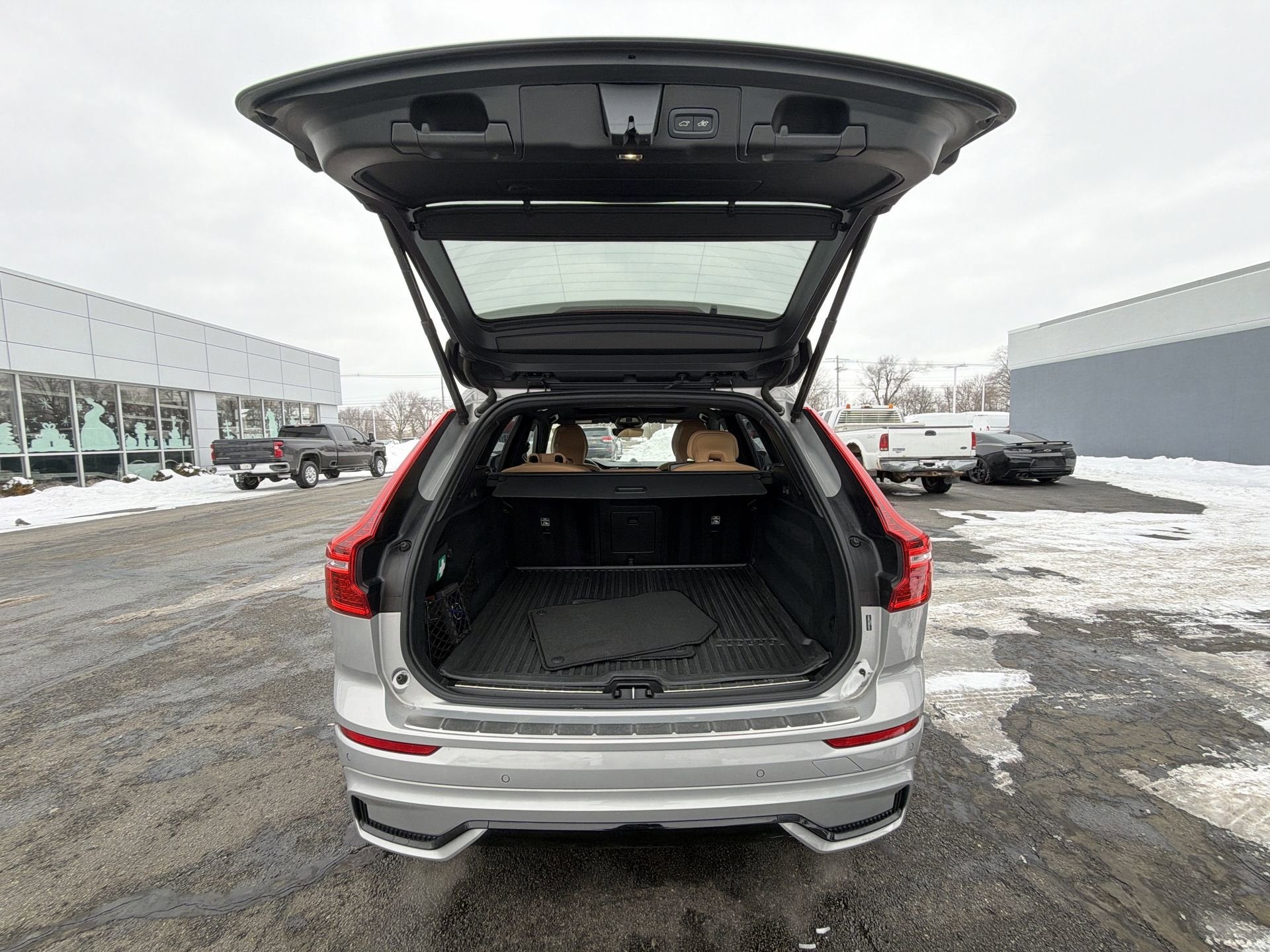 2025 Volvo XC60 Ultra